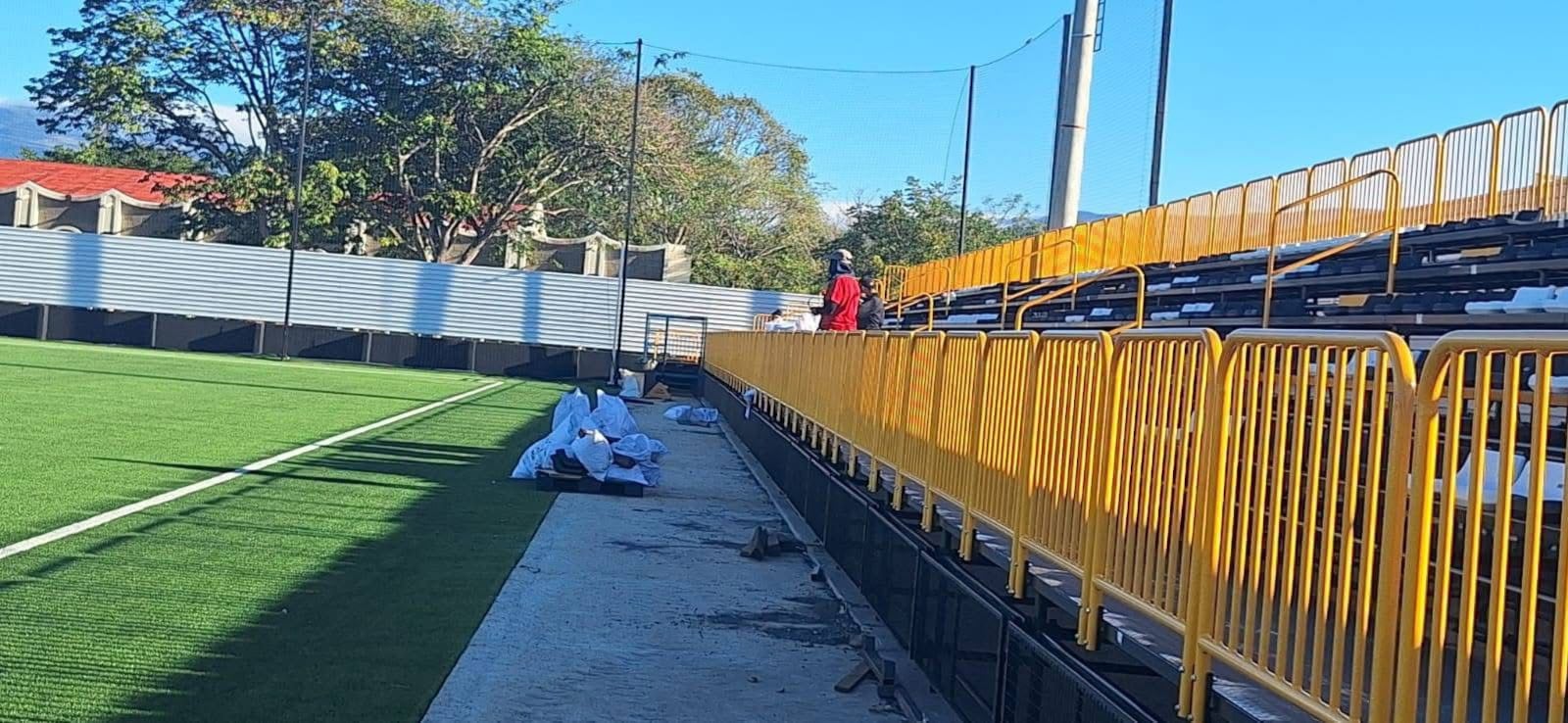 Estadio Puente Piedra
Casa Sporting FC
La Argentina de Grecia
6 de enero del 2026
Fotografías: Grecia Deportes