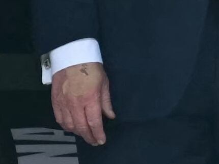 La Primera Dama Melania Trump, el presidente estadounidense Donald Trump y el jerarca de la FIFA Gianni Infantino, durante la final del Mundial de Clubes.