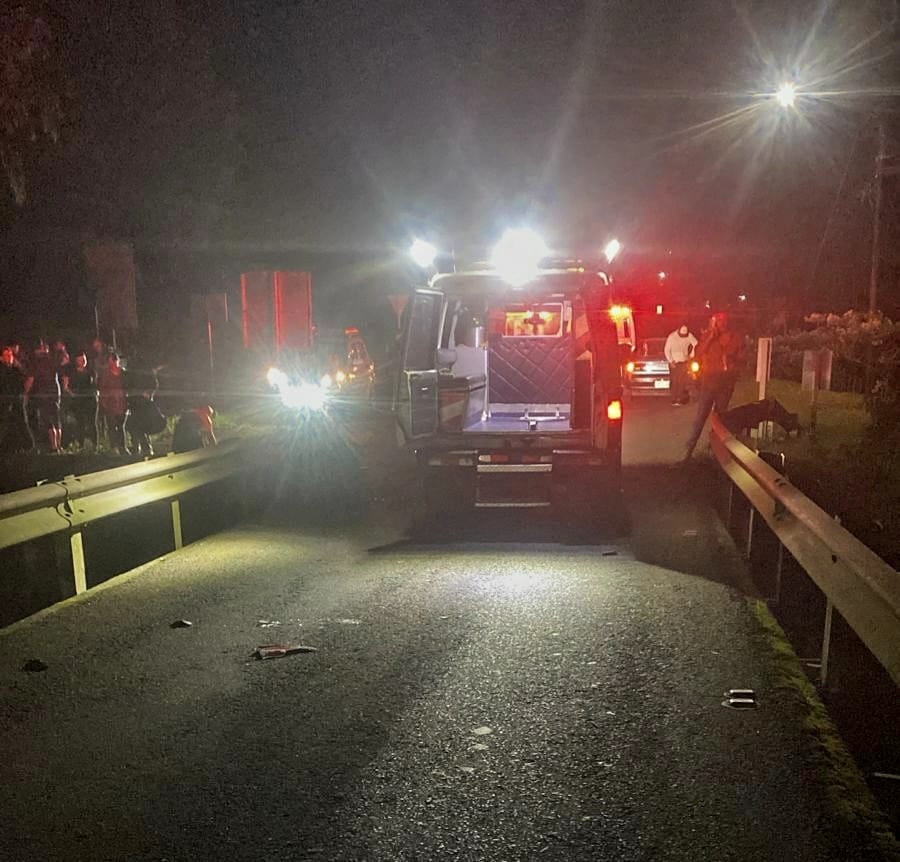 La Cruz Roja atendió a dos motociclistas heridos tras choque en Venecia de San Carlos.