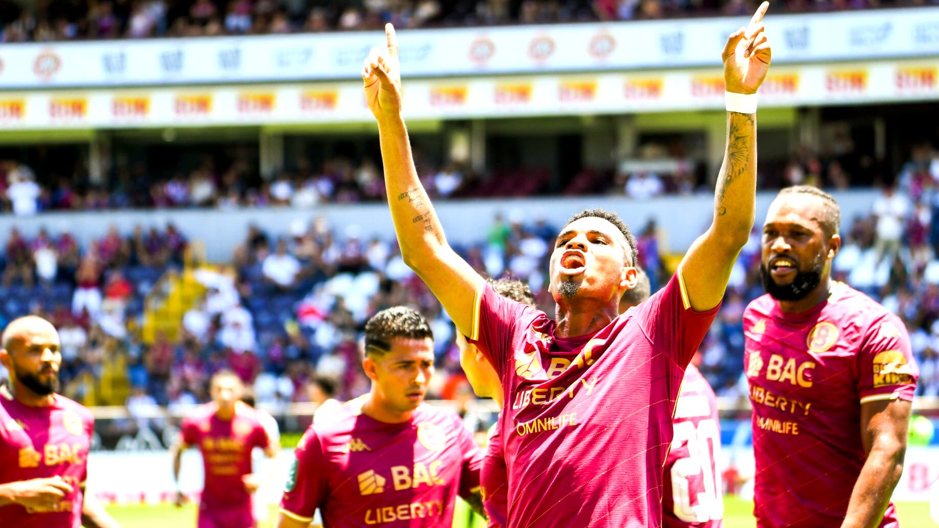 Orlando Sinclair abrio el marcador