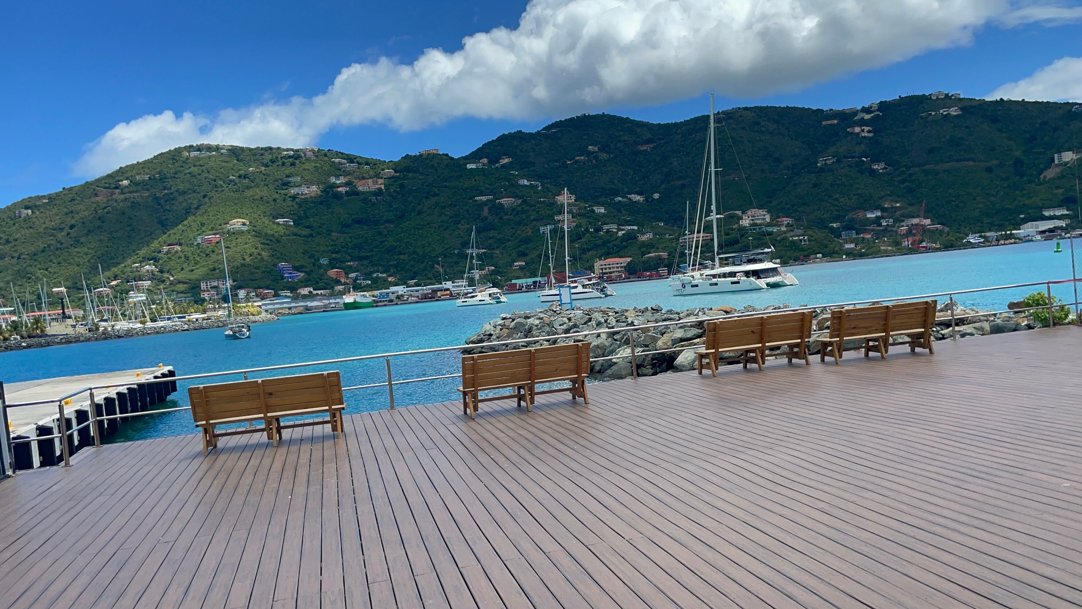 Puerto de cruceros en Tórtola, Islas Vírgenes Británicas.