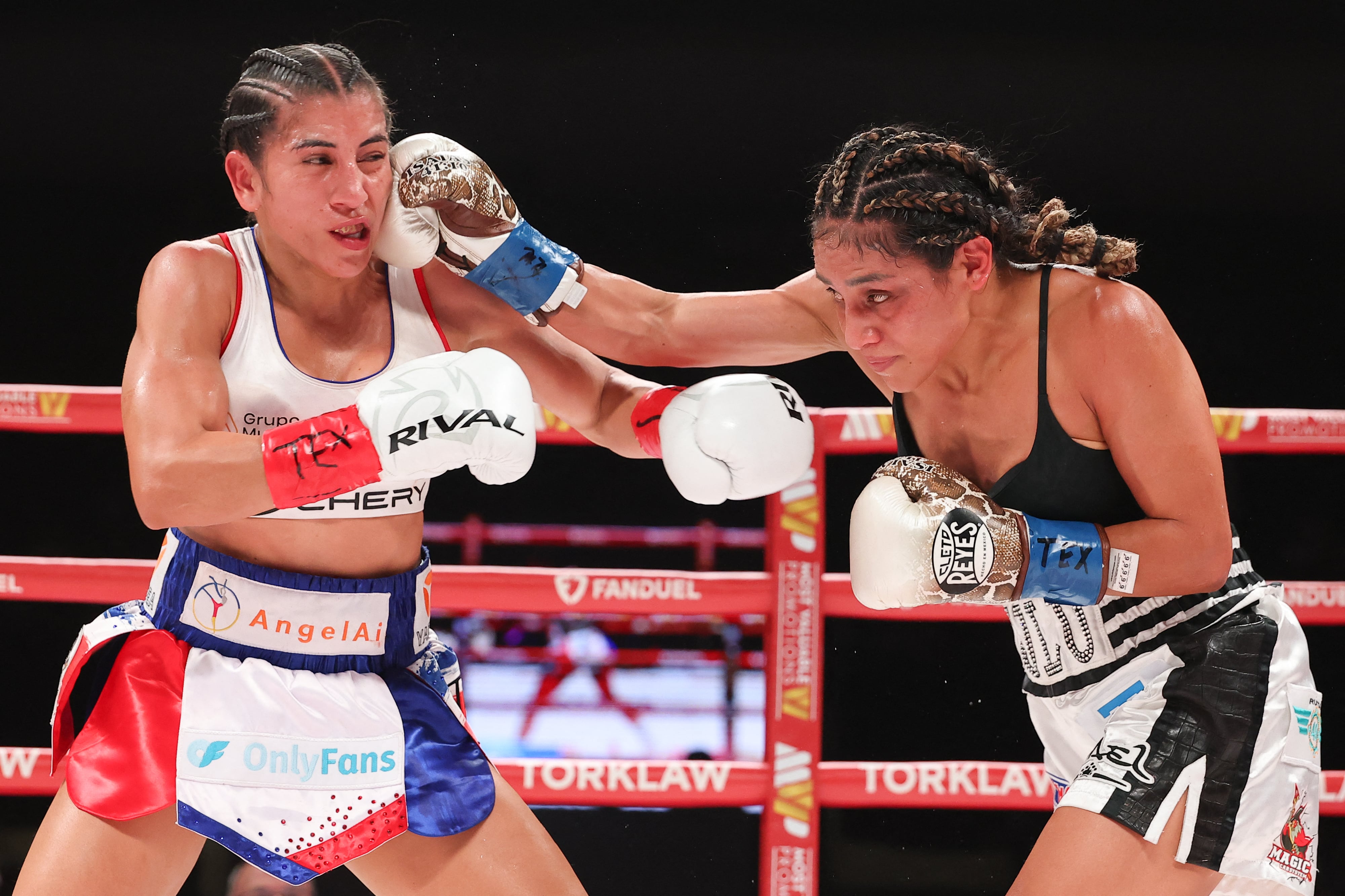 EL PASO, TEXAS - MAY 30: Yokasta Valle during her WBC Jr Flyweight championship bout at El Paso County Coliseum on May 30, 2026 in El Paso, Texas. Ed Mulholland/Getty Images/AFP (Photo by Ed Mulholland / GETTY IMAGES NORTH AMERICA / Getty Images via AFP)