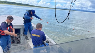 Redes de pesca que destruían humedal en Osa serán transformadas en madera plástica