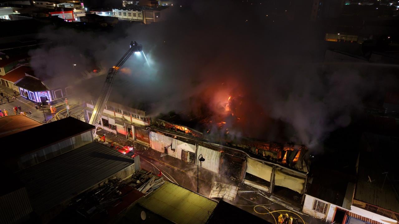Incendio en San José
