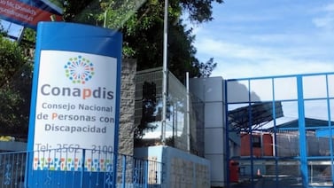 ‘Con lo que recibo no puedo pagar ni una cuartería’, relata mujer que enfrenta rebaja en los subsidios del Conapdis