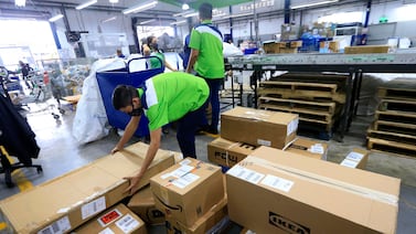 Correos de Costa Rica rematará 20 toneladas de paquetes olvidados: quiénes pueden comprar y qué se hará con el dinero