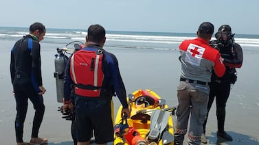 Localizan cuerpo de hombre arrastrado por corriente en playa Jacó tras más de 12 horas de búsqueda