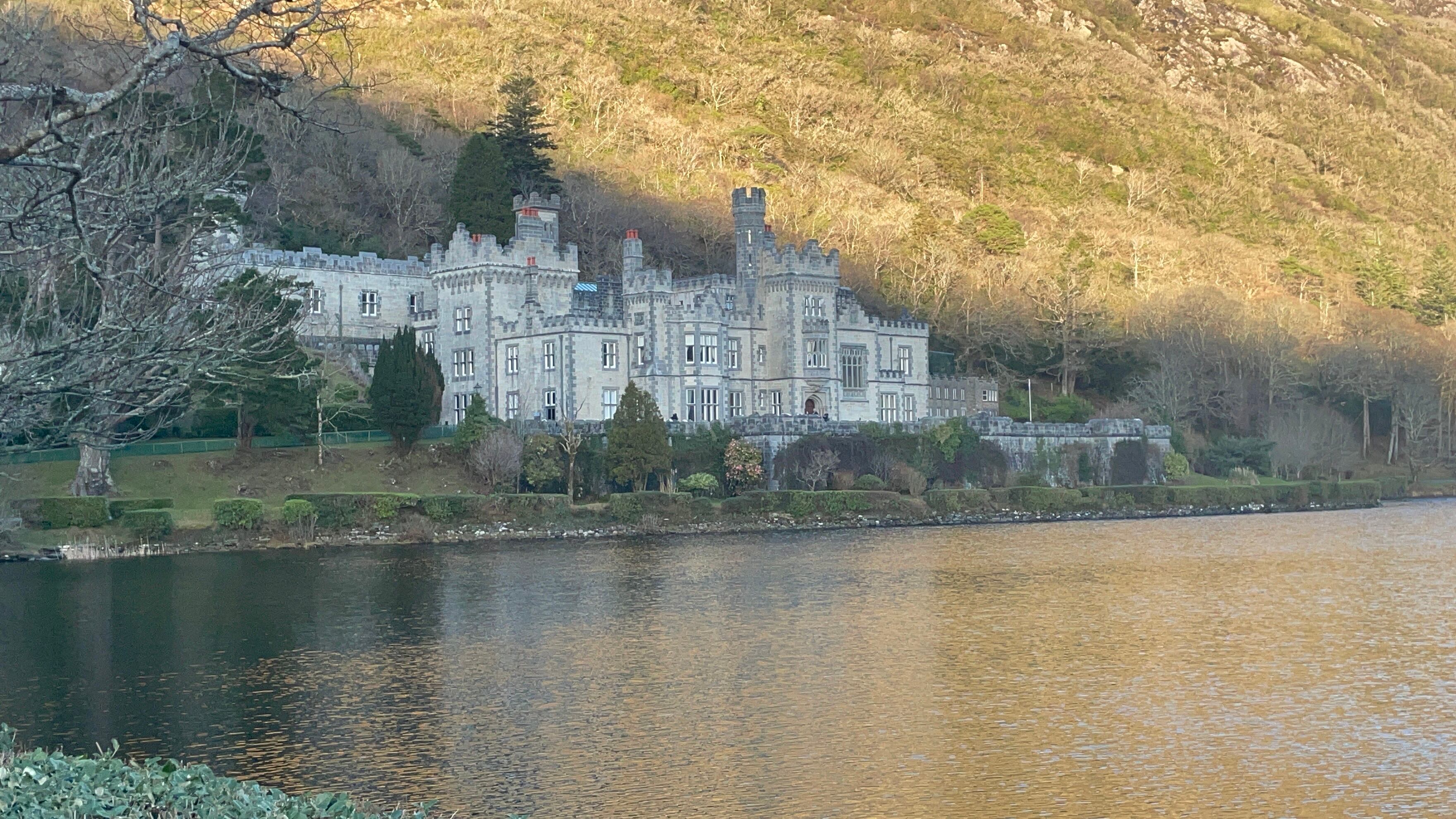 La Abadía de Kylemore es uno de los más bellos lugares de Irlanda.