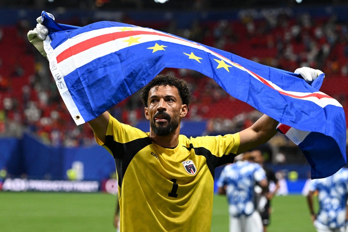 Vozinha se encargó de mostrarle al mundo la bandera de Cabo Verde, luego de su actuación espectacular ante España en el Mundial 2026.