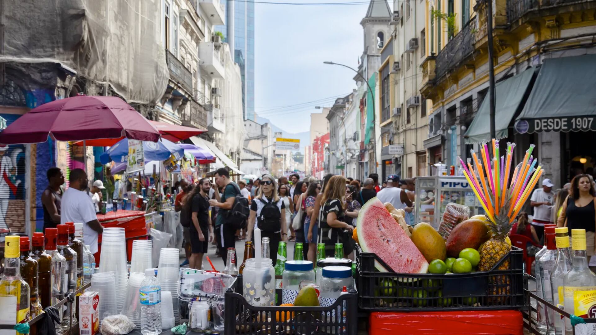 Una calle carioca fue elegida como la más cool del planeta por su arte, cultura, gastronomía y espíritu festivo, según la revista 'Time Out'.