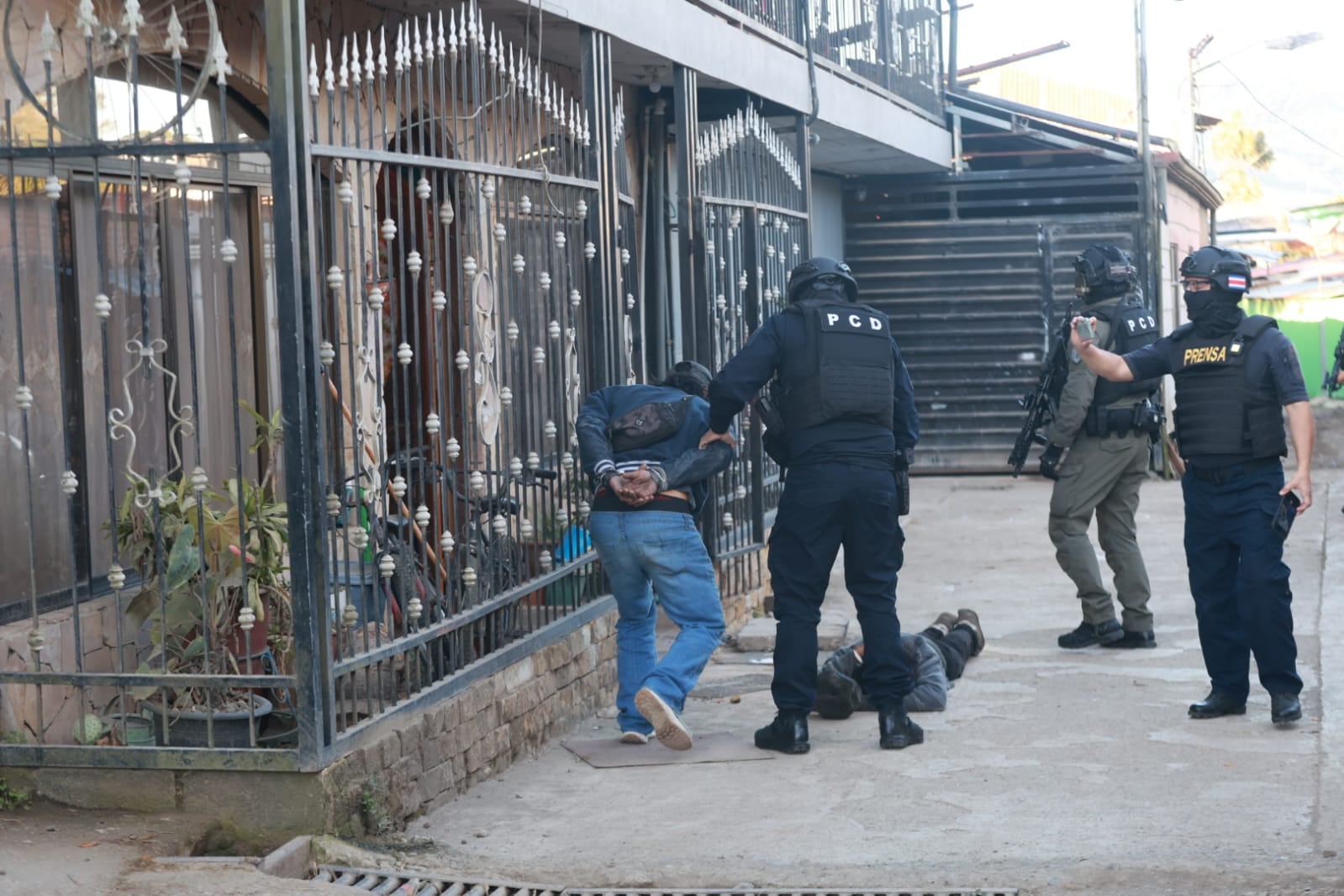 Allanamientos en Cartago, este martes 14 de abril, para golpear a la estructura criminal más poderosa del centro de la provincia: Los Maruja.