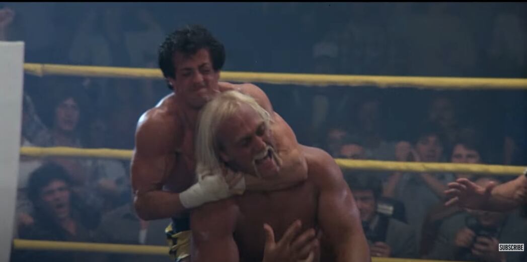 En Rocky III, Hulk Hogan filmó la escena de lucha contra Sylvester Stallone en un solo día, y la diferencia de estatura entre ambos obligó a modificar la coreografía original.