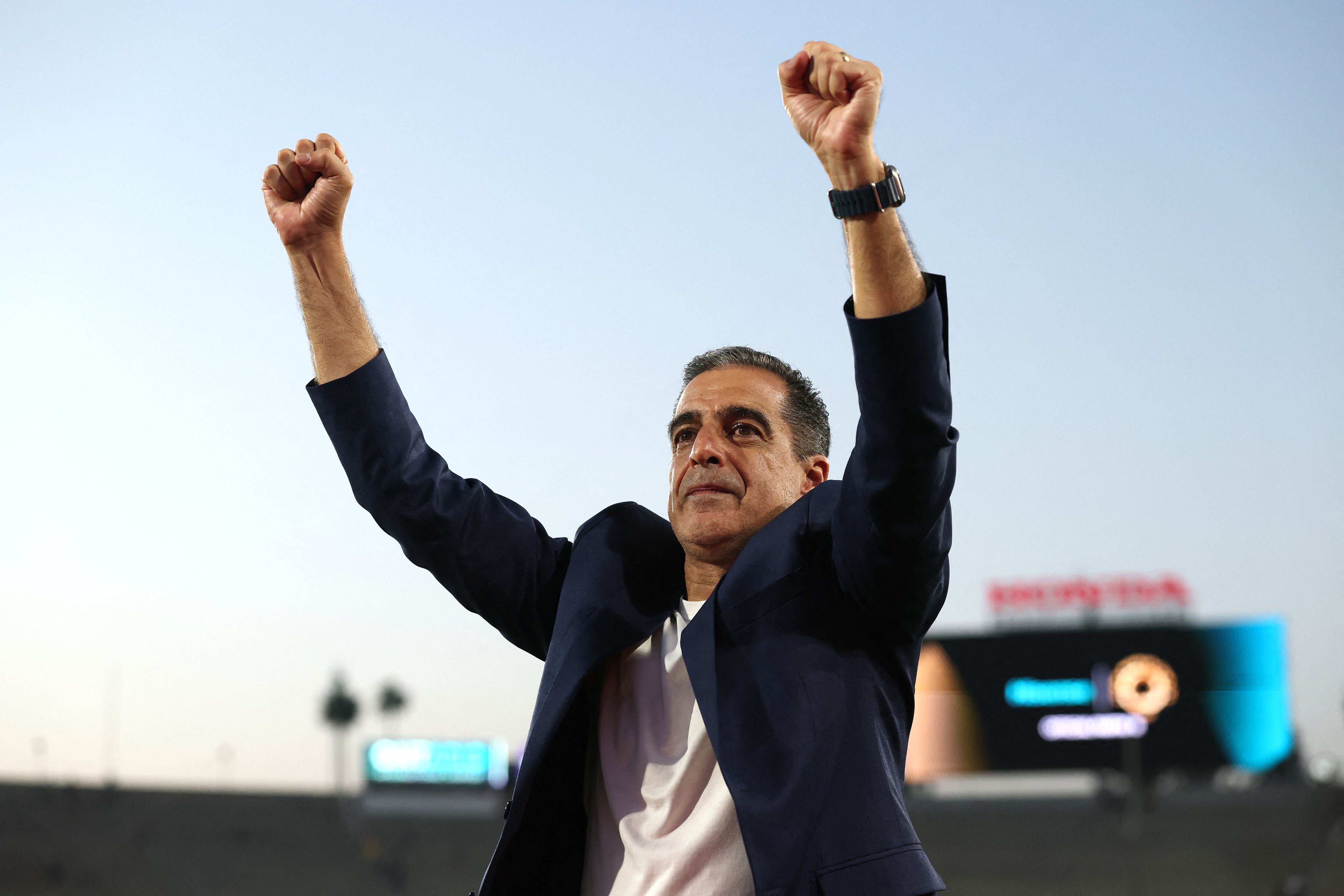 Renato Paiva, entrenador del Botafogo, celebra la victoria ante el PSG por el Mundial de Clubes, en el Rose Bowl de Pasadena.