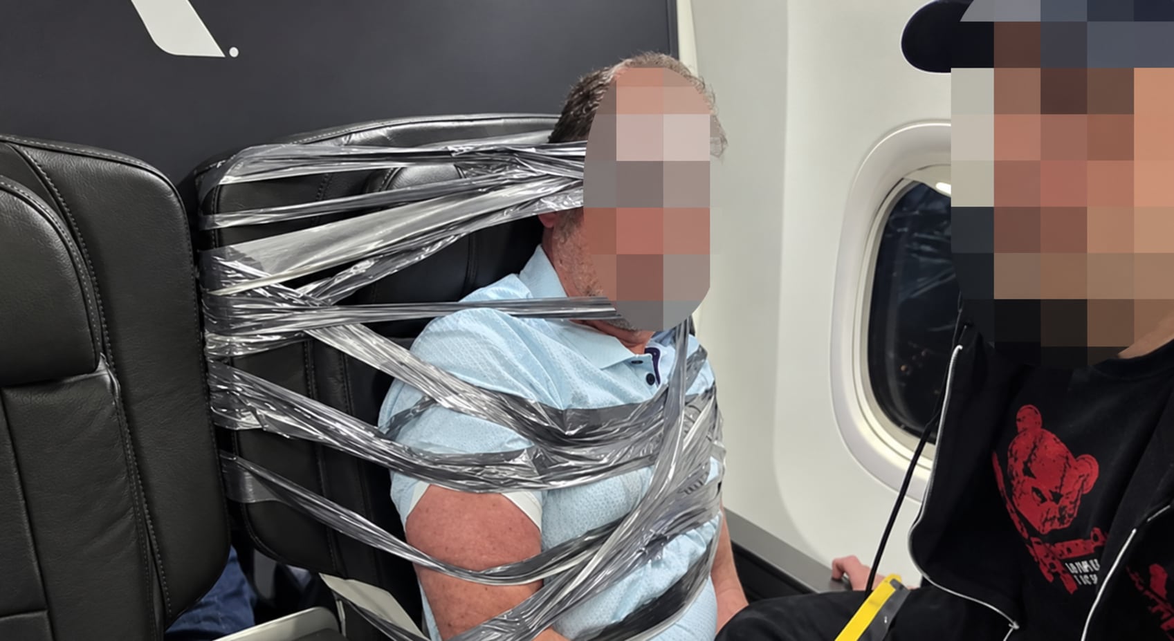 Hombre altercado en avión