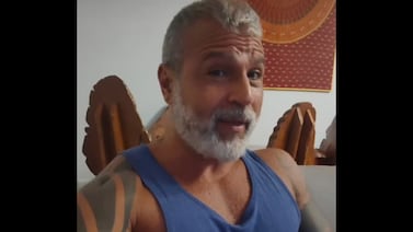 (Video) ¡Cuidado! Actor Pablo Rodríguez tiene dengue y hace advertencia a los costarricenses