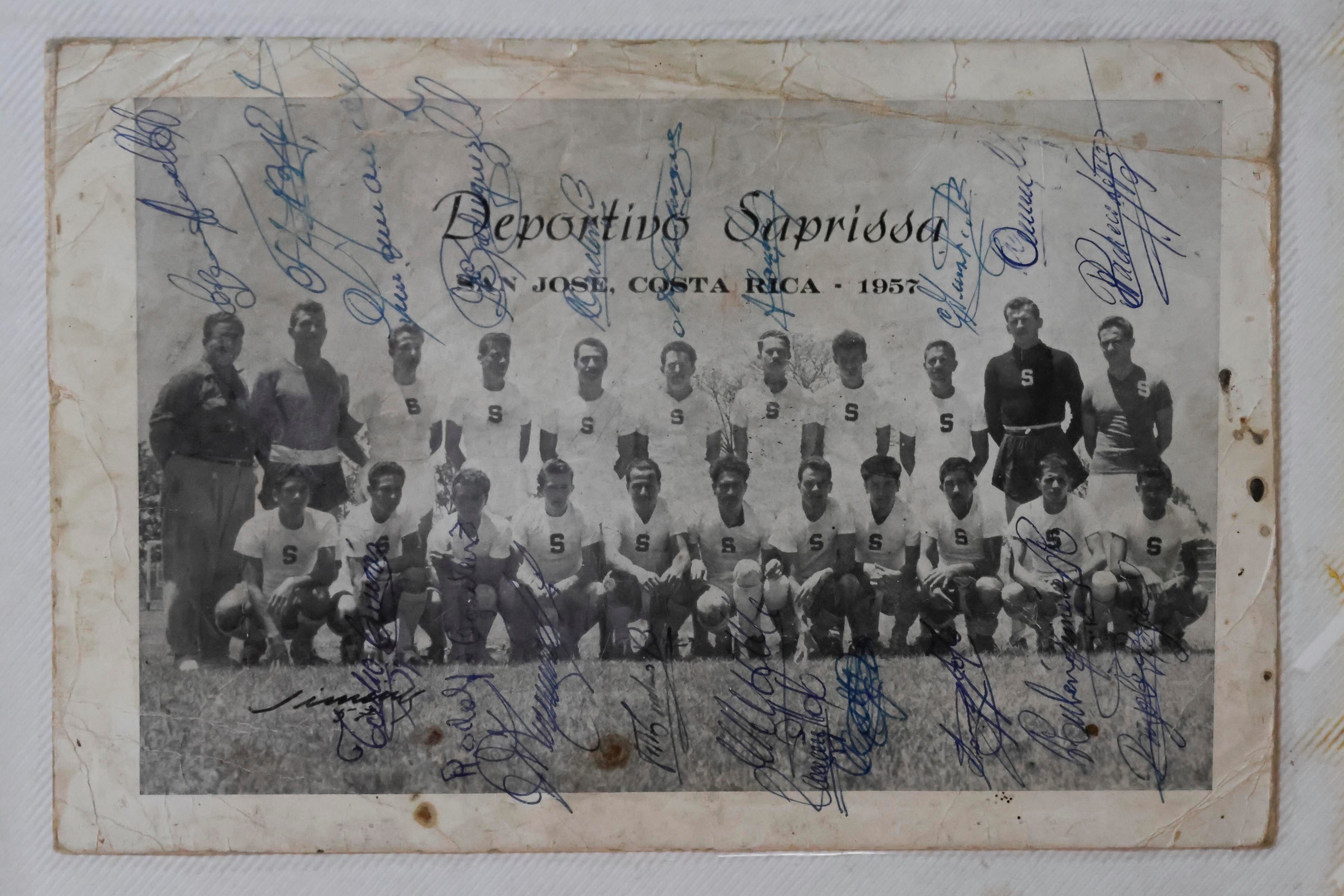 Rigoberto "Feo" Rojas en su casa