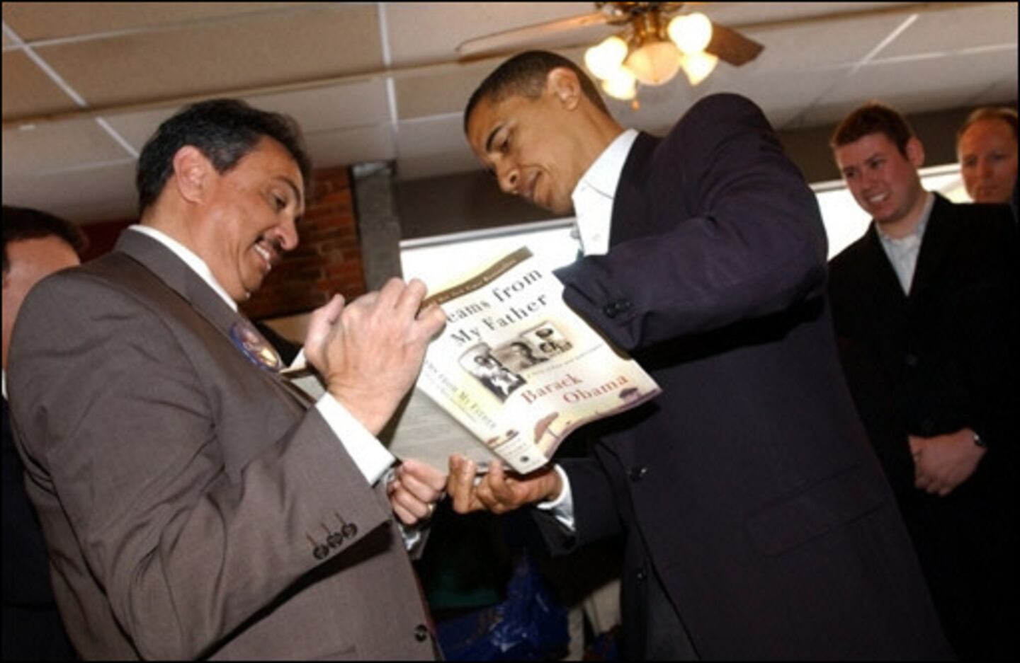Barack Obama, best seller de la campaña electoral estival en EEUU | La ...