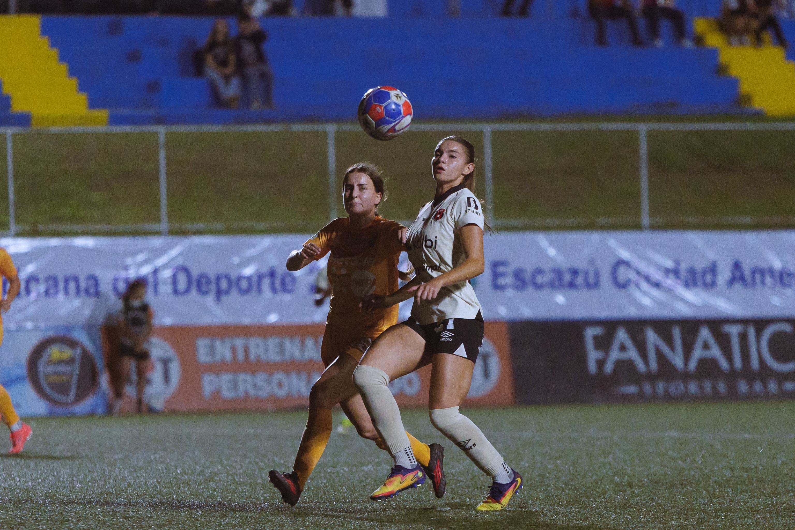 Liga Deportiva Alajuelense y Dimas Escazú jugarán de nuevo el lunes 11 de mayo, en la semifinal a partido único.