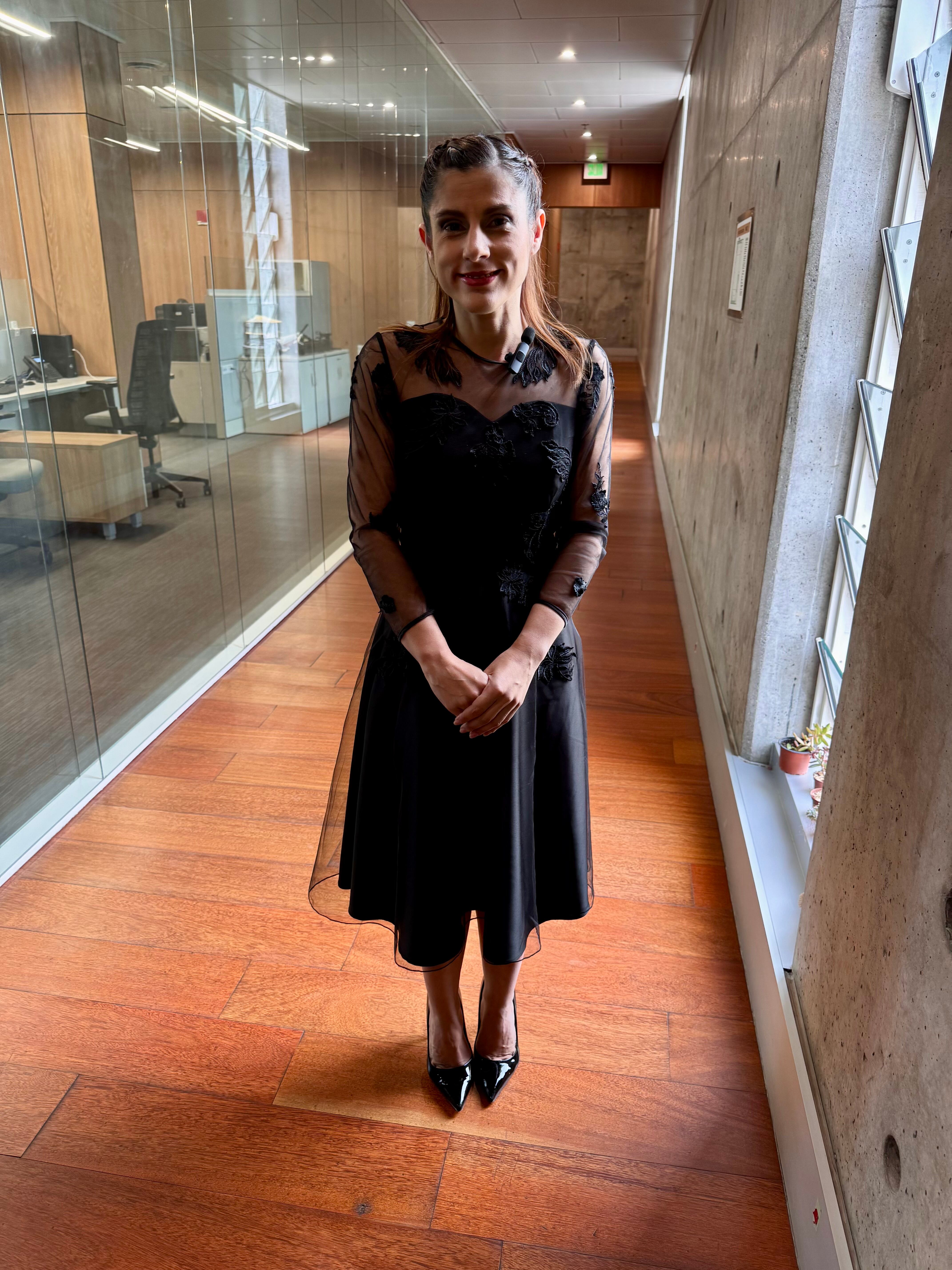 La diputada liberacionista, Andrea Álvarez, usó diseño de Concepción Miranda para este 1.° de mayo.