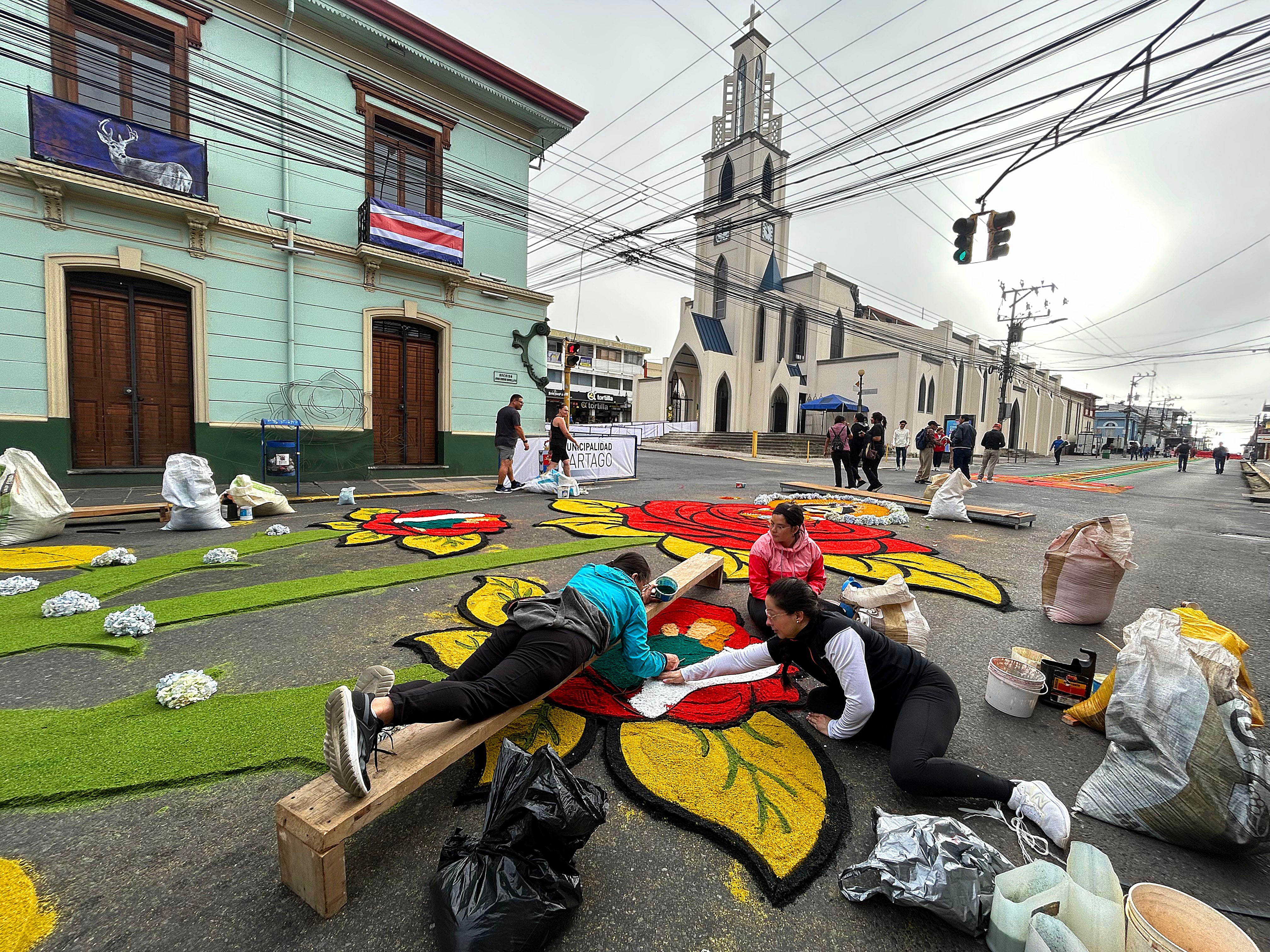 Pasada de la Virgen de Los Ángeles, regreso a la Basílica