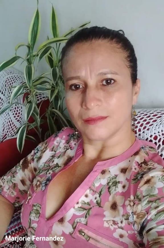 Fernández, de 46 años, iba en bicicleta para el trabajo cuando fue arrollada. Deja dos hijos. Foto: Cortesía.