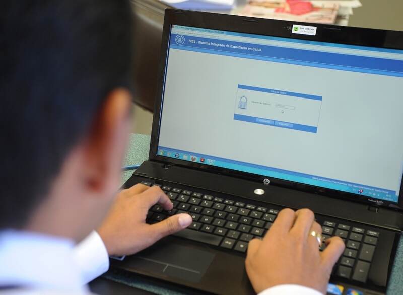 El expediente digital único es una meta que la CCSS no ha logrado alcanzar en más de una década de planificación sobre este. | ARCHIVO/ALBERT MARÍN