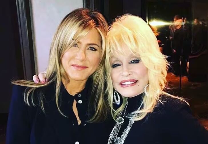 Jennifer Aniston y Dolly Parton actuaron juntas en Dumplin (Foto: Pinterest)