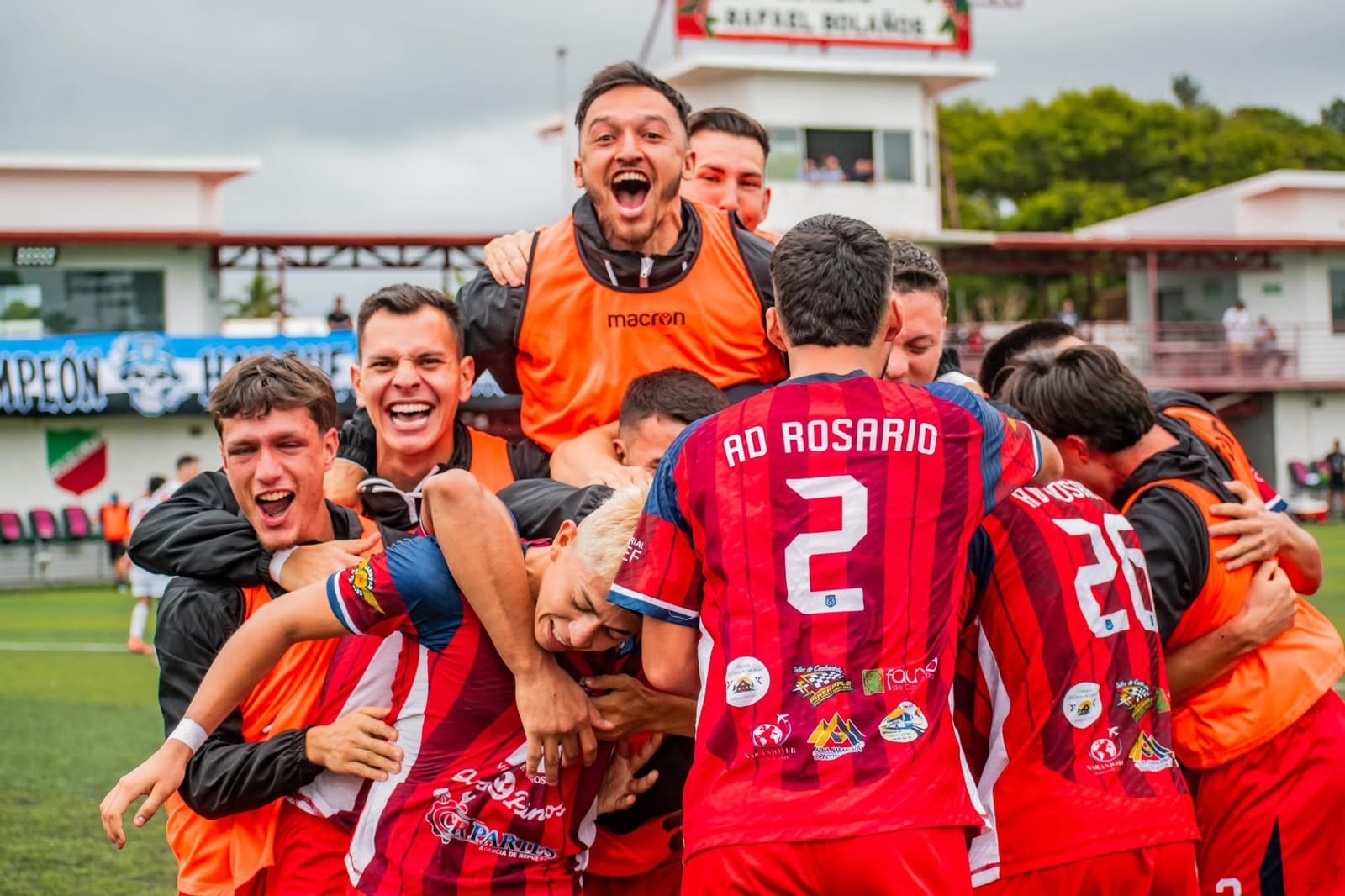 Rosario de Naranjo
Campeón de Linafa
Torneo Clausura 2026
7 de junio de 2026
Facebook Rosario de Naranjo