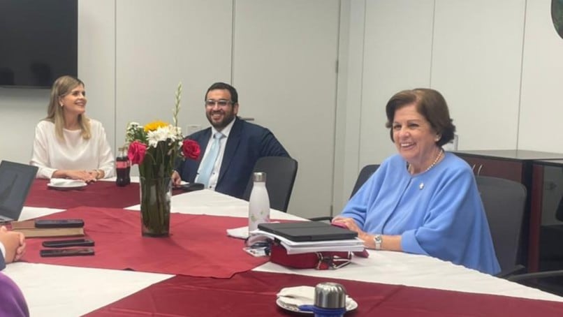 Laura Fernández, Alejandro Barrantes, Pilar Cisneros