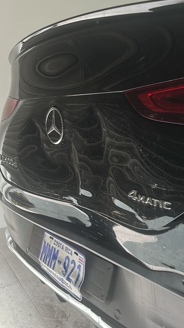 Dinero en efectivo, vehículos de lujo, botes, joya y ganado, figura entre lo decomisado por el OIJ al cartel del Caribe Sur.