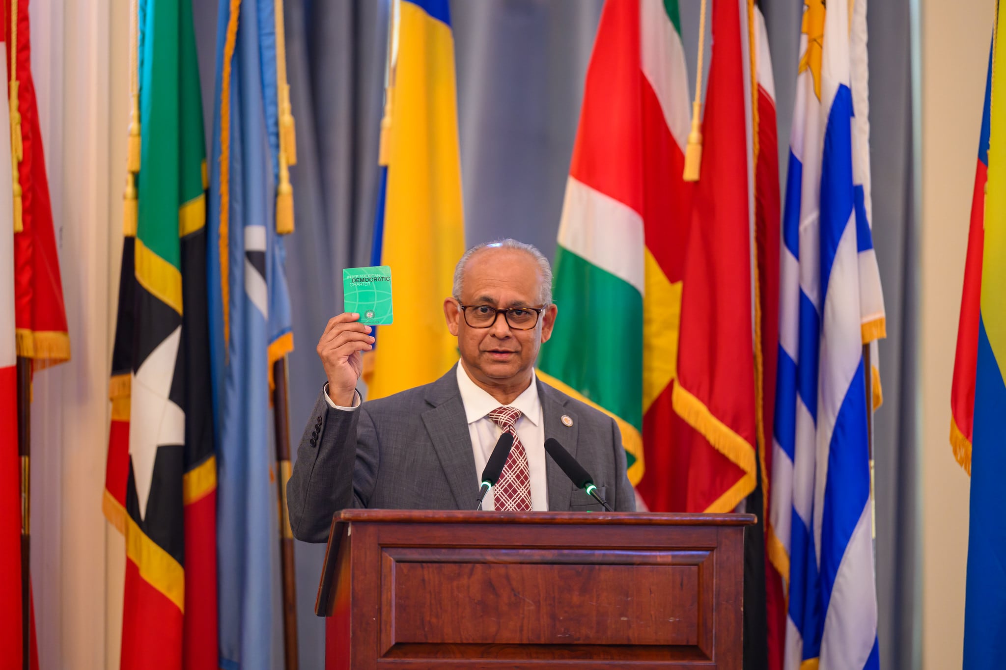 Albert R. Ramdin es el Secretario General de la Organización de Estados Americanos.