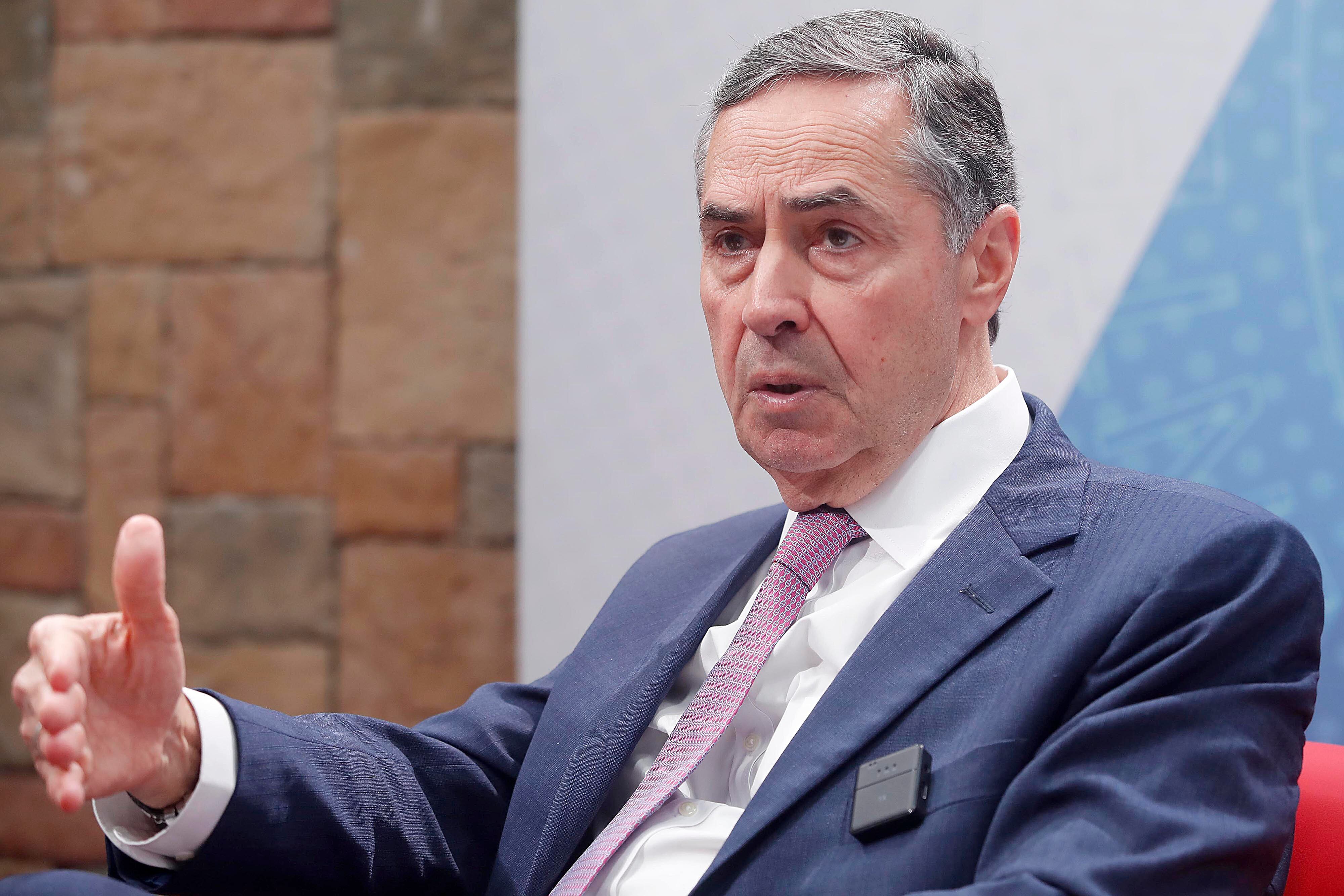 Luis Roberto Barroso, Luis Roberto Barroso, ministro y presidente del Supremo Tribunal Federal de Brasil, enfrentó ataques directos durante el mandato del expresidente brasileño Jair Bolsonaro.