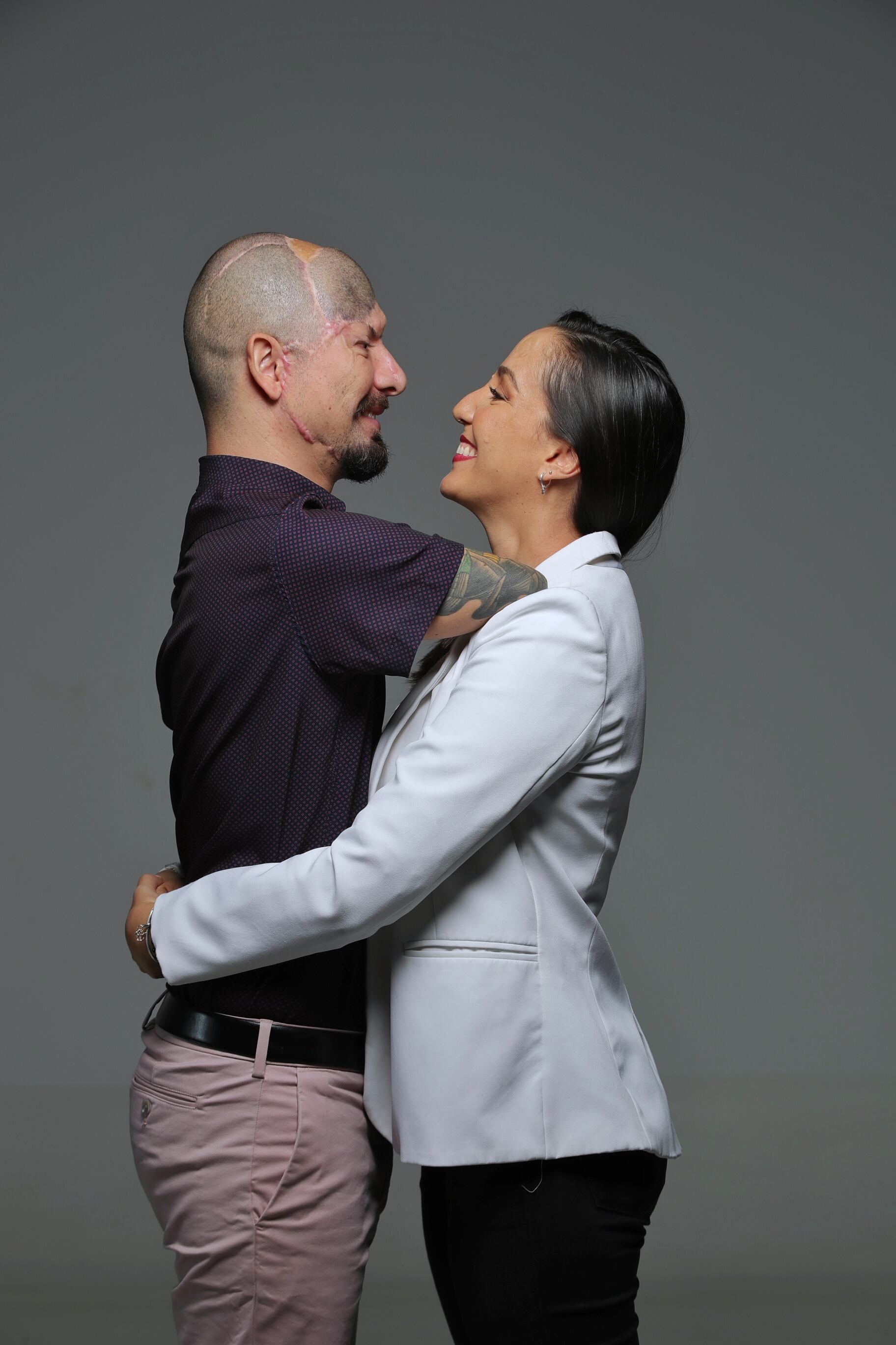 08/08/2023/ retratos de Alexander Reyes motivador personal y su esposa Rebeca Salazar / Fotografía John Durán