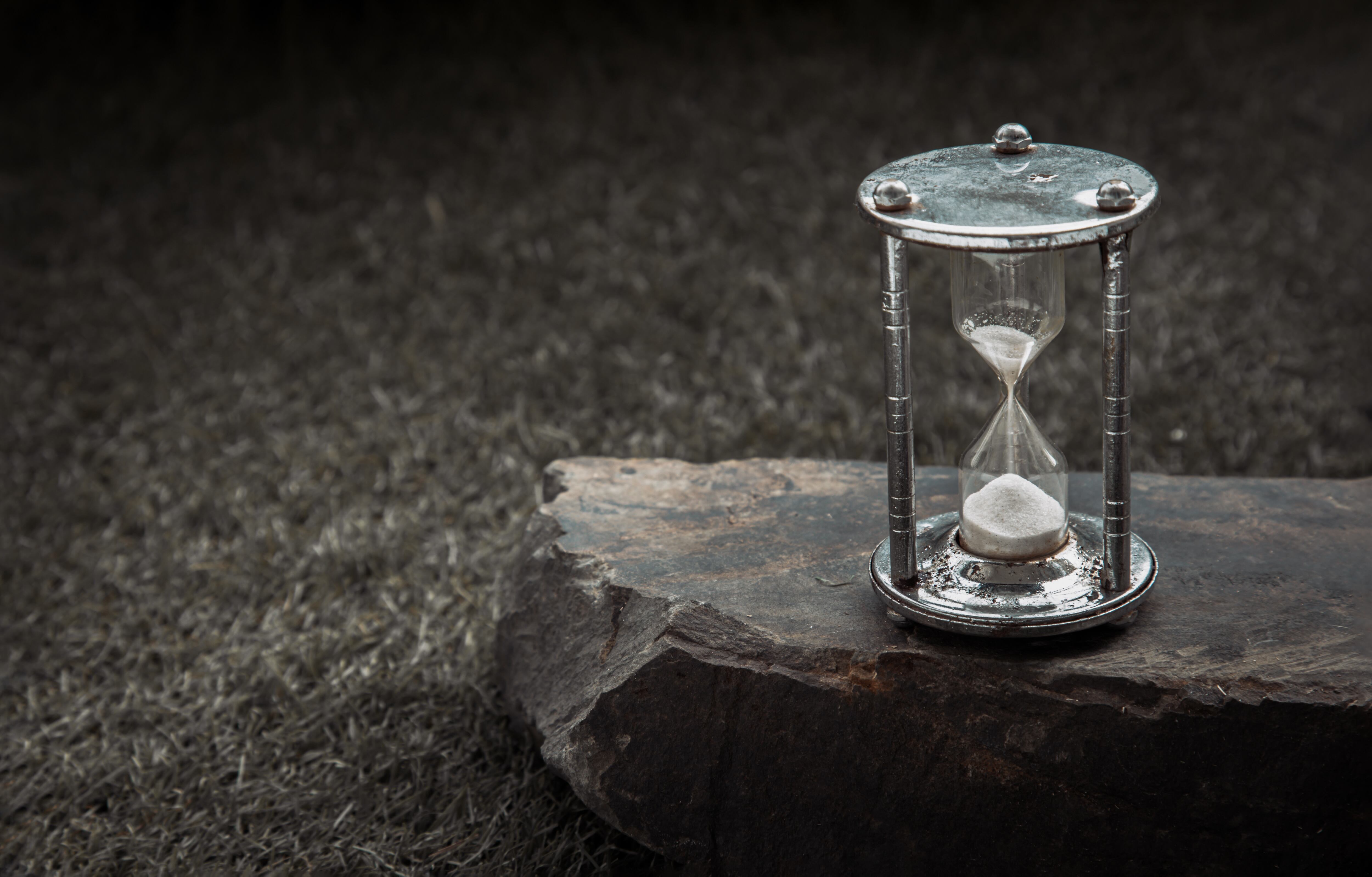 Reloj de arena, paso del tiempo, el tiempo vuela