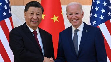Piratas, tecnología e informadores: ¿cómo espía China a Estados Unidos?