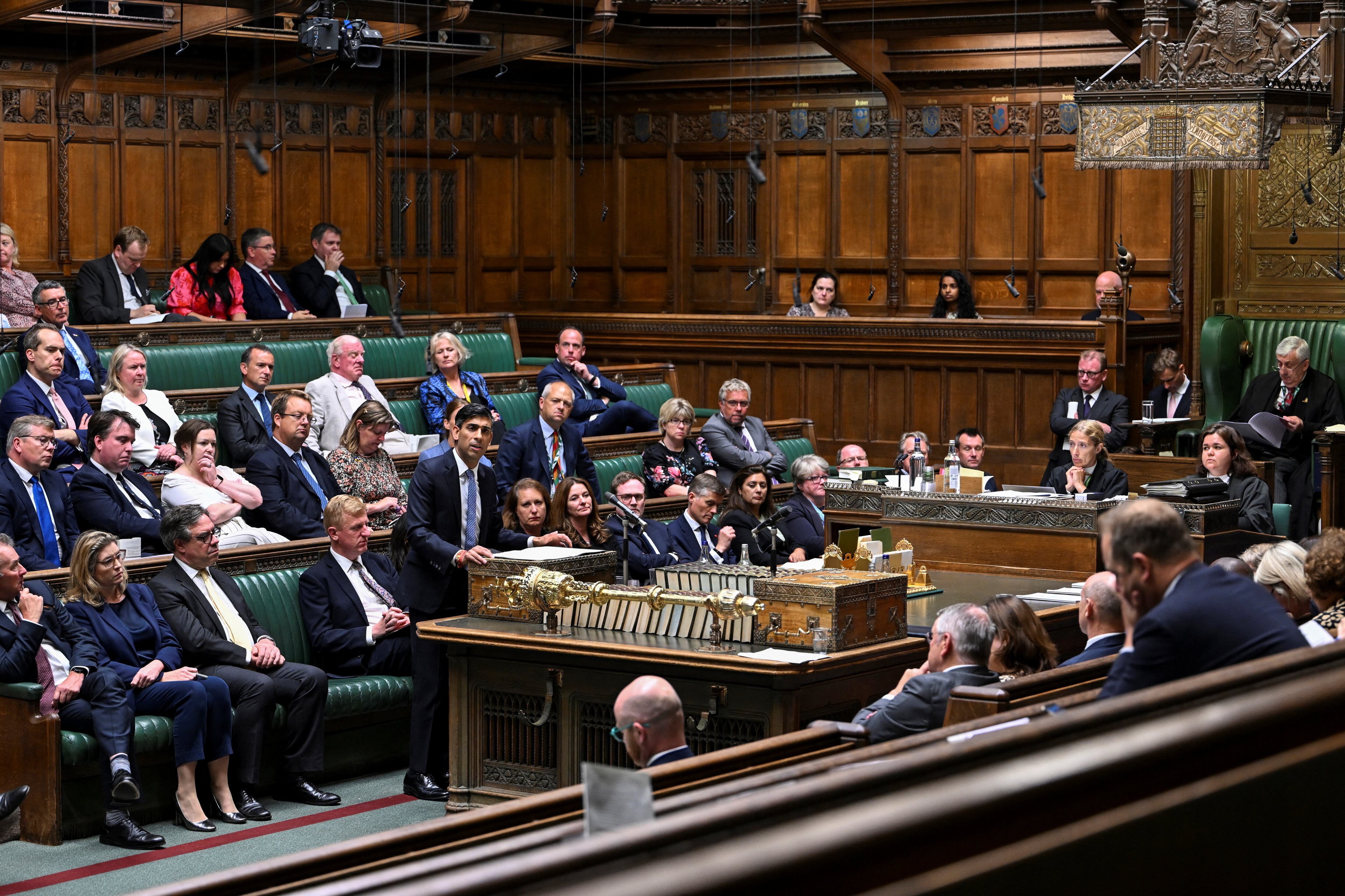 Un hombre sospechoso de espionaje en el Parlamento británico para China fue detenido en marzo en Edimburgo, Escocia, y posteriormente negó las acusaciones, afirmando ser "completamente inocente".