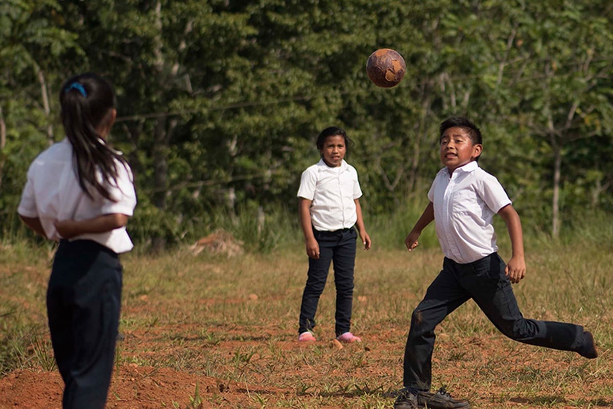 Las escuelas unidocentes representan cerca del 40% del total de escuelas públicas del país. Archivo LN.