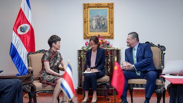 Ocho episodios reflejan el deterioro de la relación entre China y Costa Rica en los últimos años, con un tercero de por medio