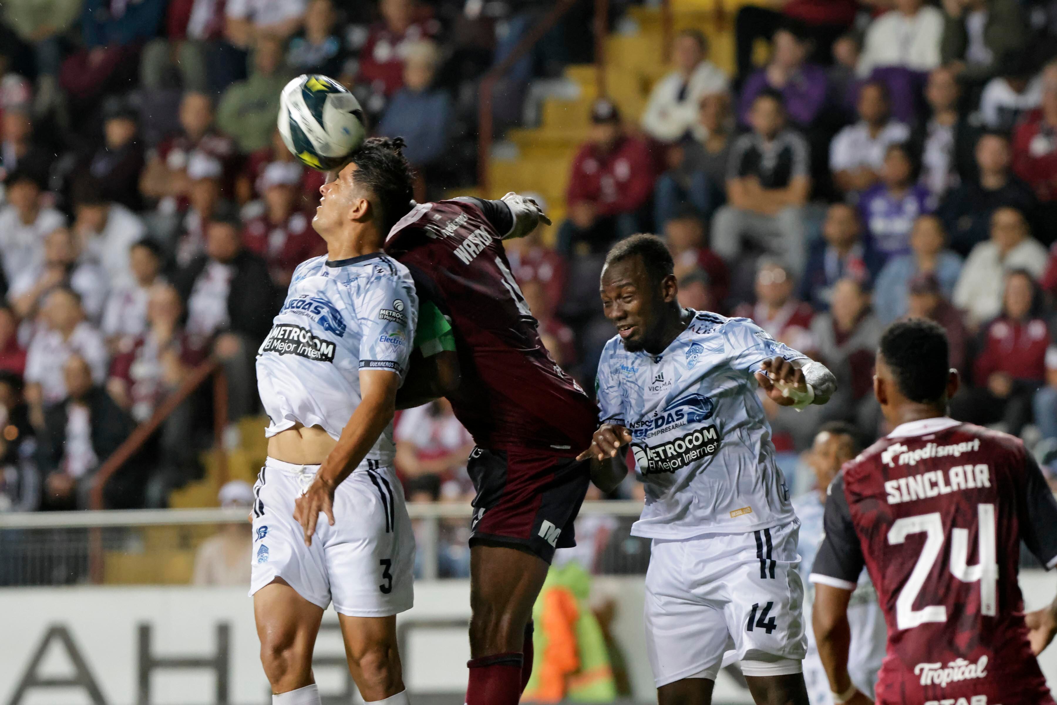 Saprissa vs PZ