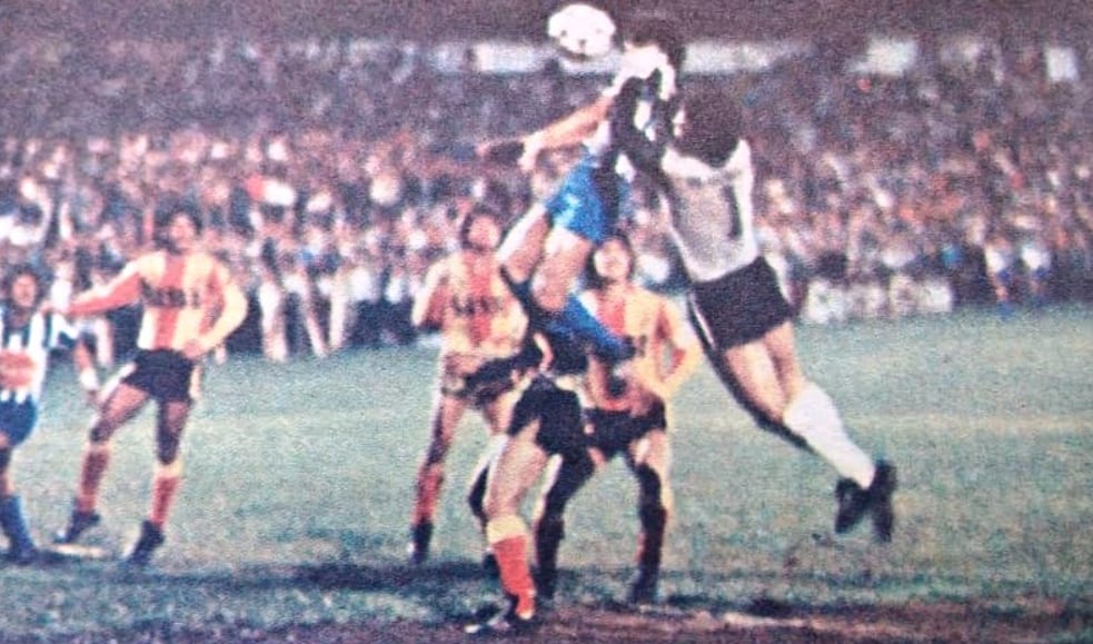 José Villalobos Chan
Final Cartaginés vs. Herediano 1987-88
19 de mayo de 1988
Actual 9 de octubre del 2024
Fotografías del artículo el Buzón de Rodrigo, del periodista Rodrigo Calvo