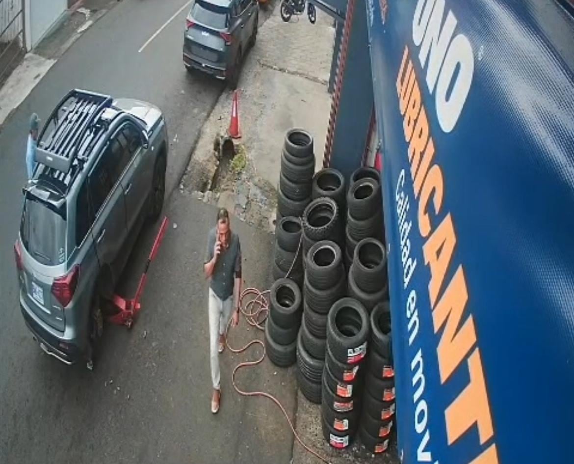 OIJ pide ayuda para identificar a sospechosos de robo.