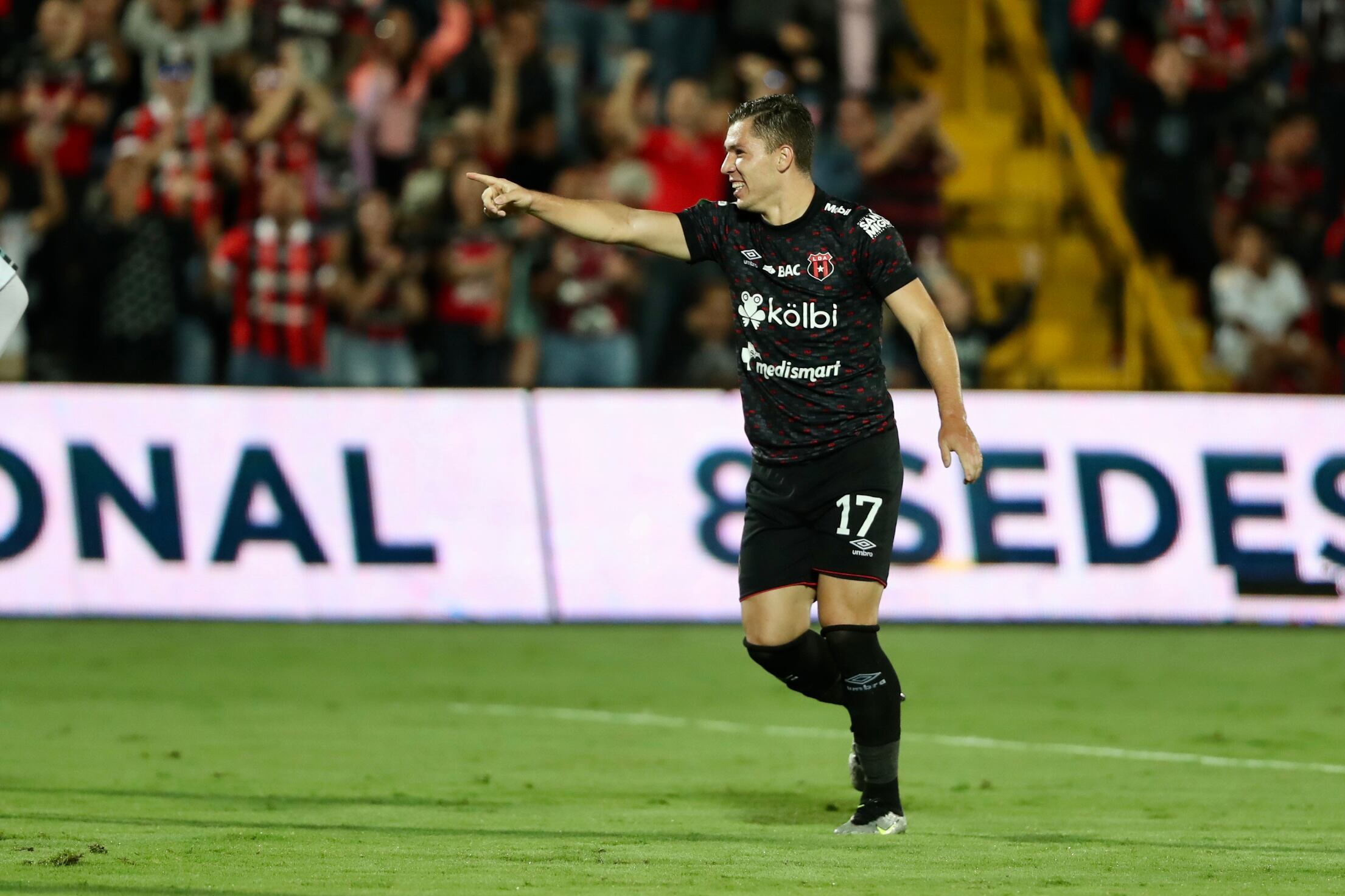 23/09/2023, Alajuela, Estadio Alejandro Morera Soto, partido de la jornada 12 del torneo de clausura 2023 entre Liga Deportiva Alajuelense y el Santos de Guapiles.