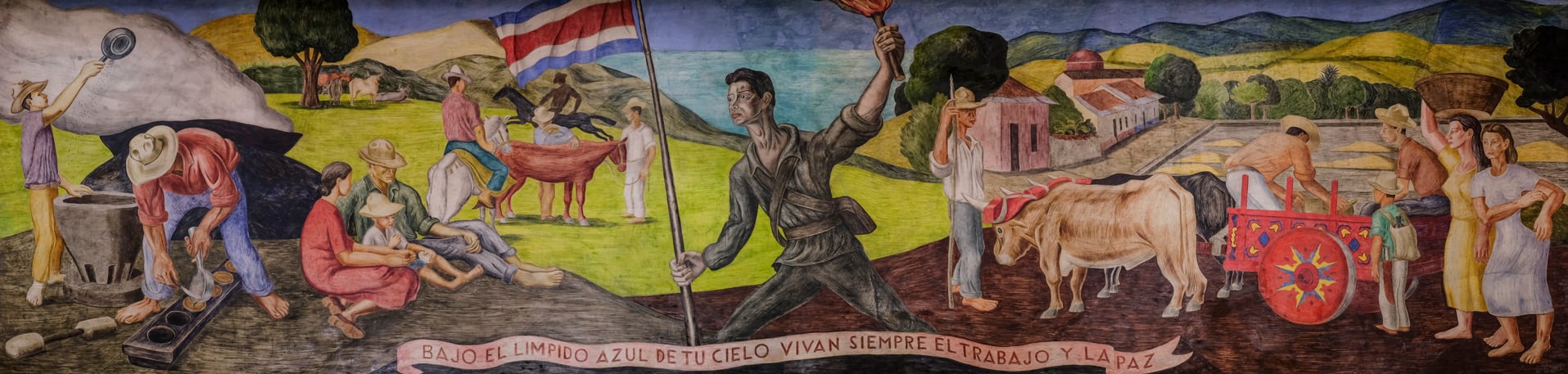 Francisco Amighetti realizó en 1952 el fresco La vida agrícola relacionada con la paz, ubicado en el edificio del Banco Nacional de Alajuela.