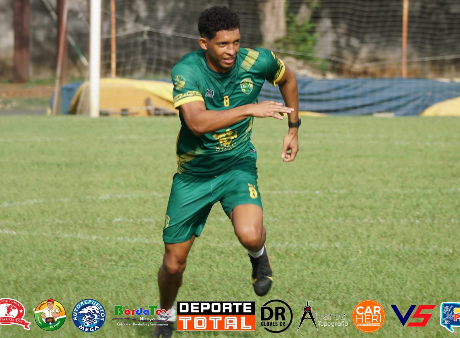 Juan Pablo Ledezma
Santa Cruz PFA
Torneo Apertura
Liga de Ascenso
16 de agosto del 2026
Fotografía: Sonido de Peso