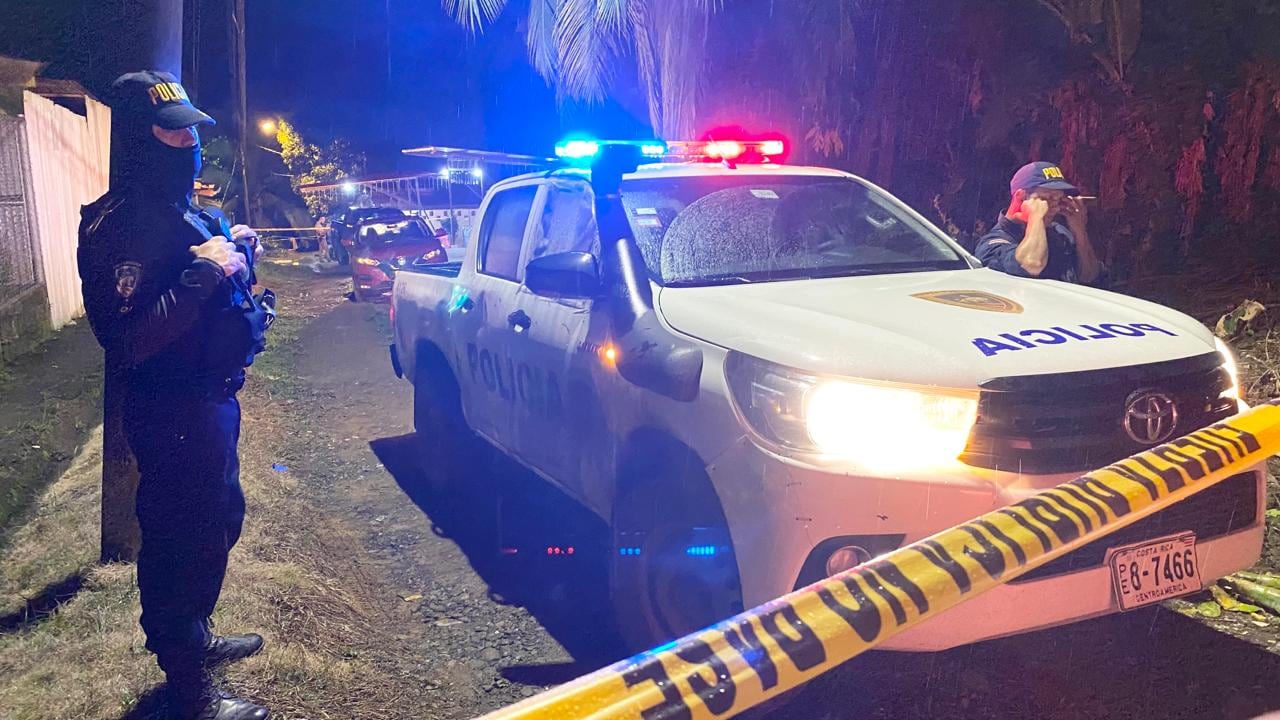La víctima fue encontrada sin signos vitales y con heridas de bala en una vivienda de Coral 1, en Limón.