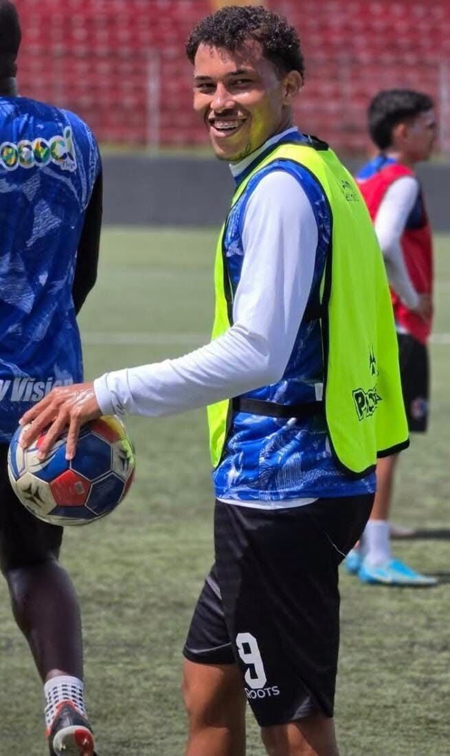 Cariari Pococí anunció el traspaso de Deyverjen Mattews al Club Sport Herediano.