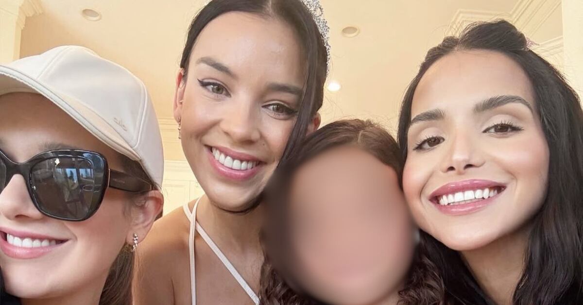 De izquierda a derecha aparecen en la imagen Maria Jesus Prada, Linda liz y Coco Roper, junto a la descripción: "Familia elegida", así lo expresó Prada en su Instagram.