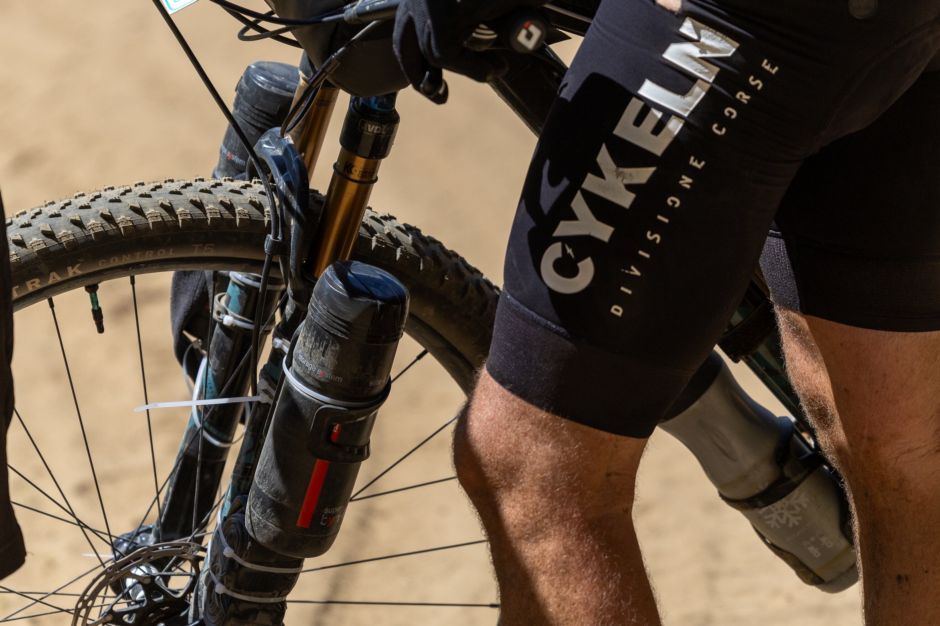 08/01/2025, Puntarenas, Buenos Aires, Las Vegas de Changuena, Octava edición de la carrera de el Camino de Las Mulas, que consta de 630 kilómetros, que van desde la frontera con Panamá hasta la frontera con Nicaragua, todo por montaña, es una carrera de Mountain bike.