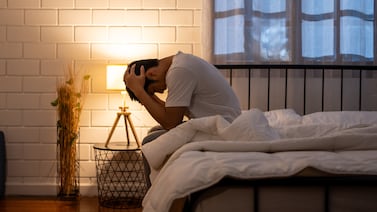 Dormir mal puede acelerar el envejecimiento del cerebro, según estudio