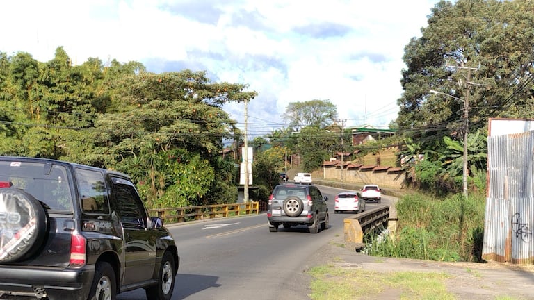 Cierres en ruta 209 por construcción de nuevo puente sobre río Cañas en Aserrí: conozca el horario